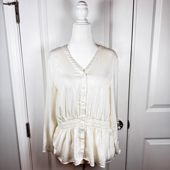 Banana Republic Tops - Banana Republic Ivory Smocked Waist Peplum Blouse Bridal Medium Officecore